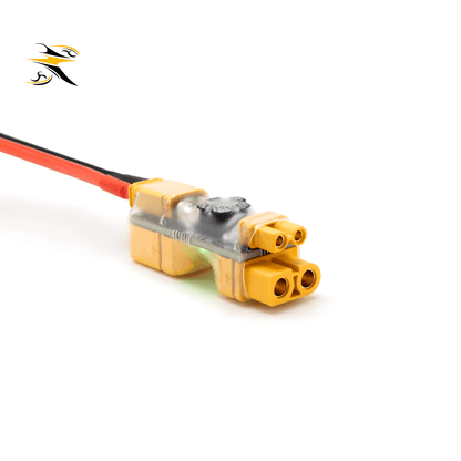 RATE anti-short protector connected with LiPo battery cable, green indicator light, XT30 male plug for FPV drone battery power safety.